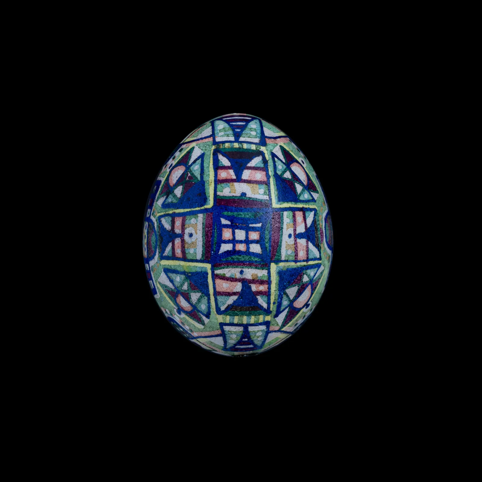 Image of геометрична 2015 by Синтез Традиції, Писанки medium, part of the геометричні орнаменти series Photo 1 of 2.