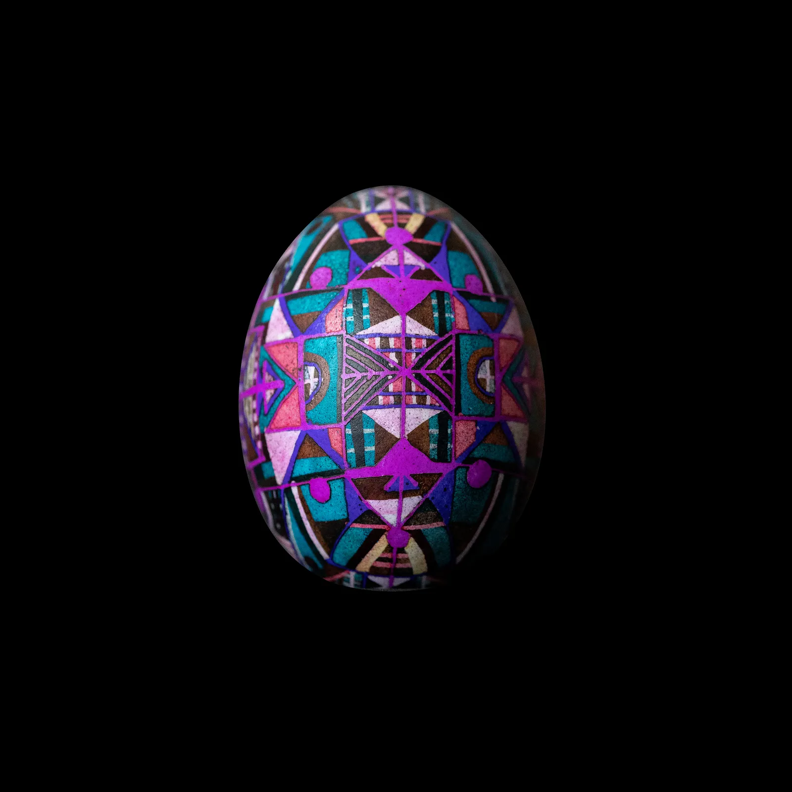 Image of геометрична 2023 by Синтез Традиції, Писанки medium, part of the геометричні орнаменти series Photo 1 of 2.