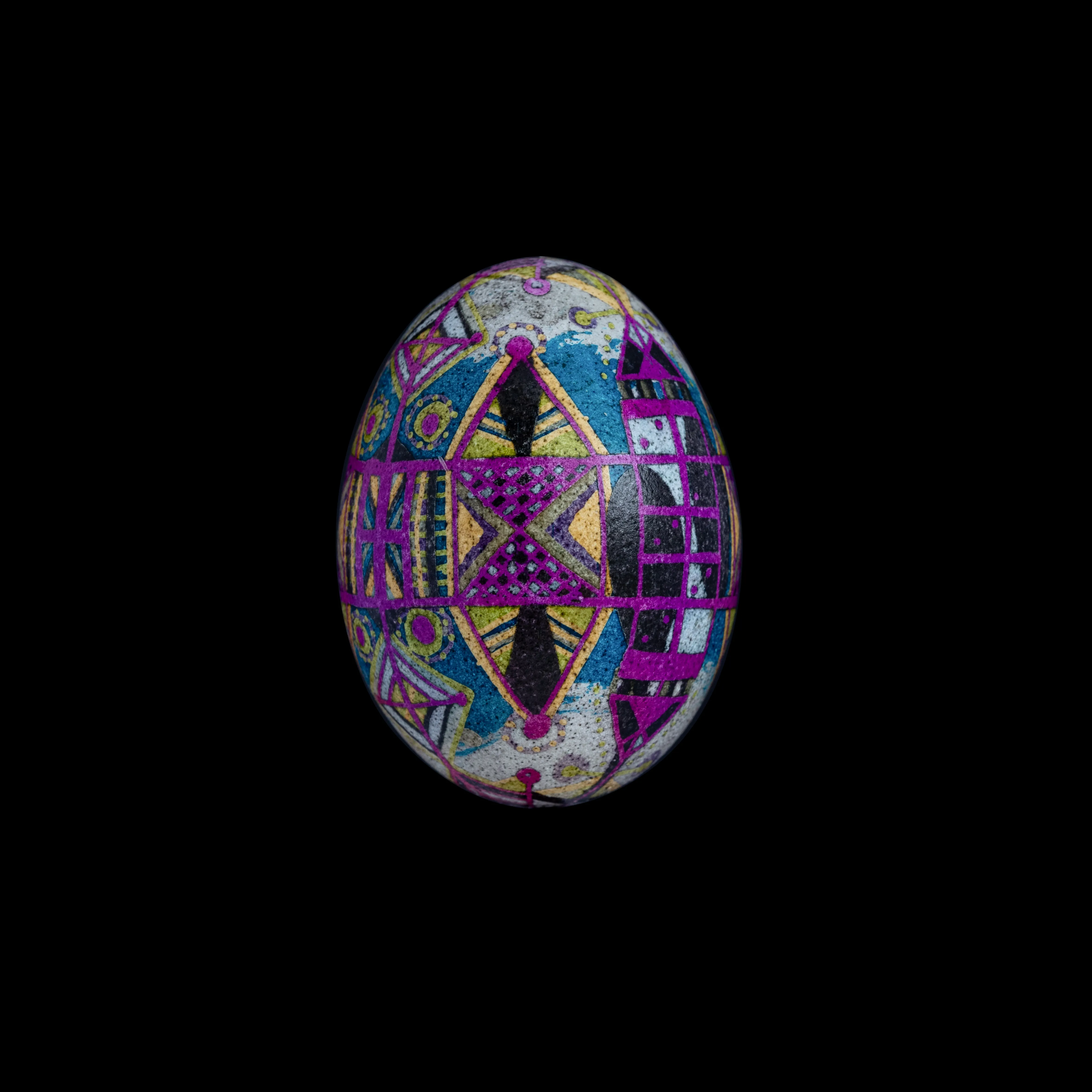 Зображення "геометрична 2024" від Синтез Традиції, медіум: Писанки, серія: геометричні орнаменти Фото 1 з 2.